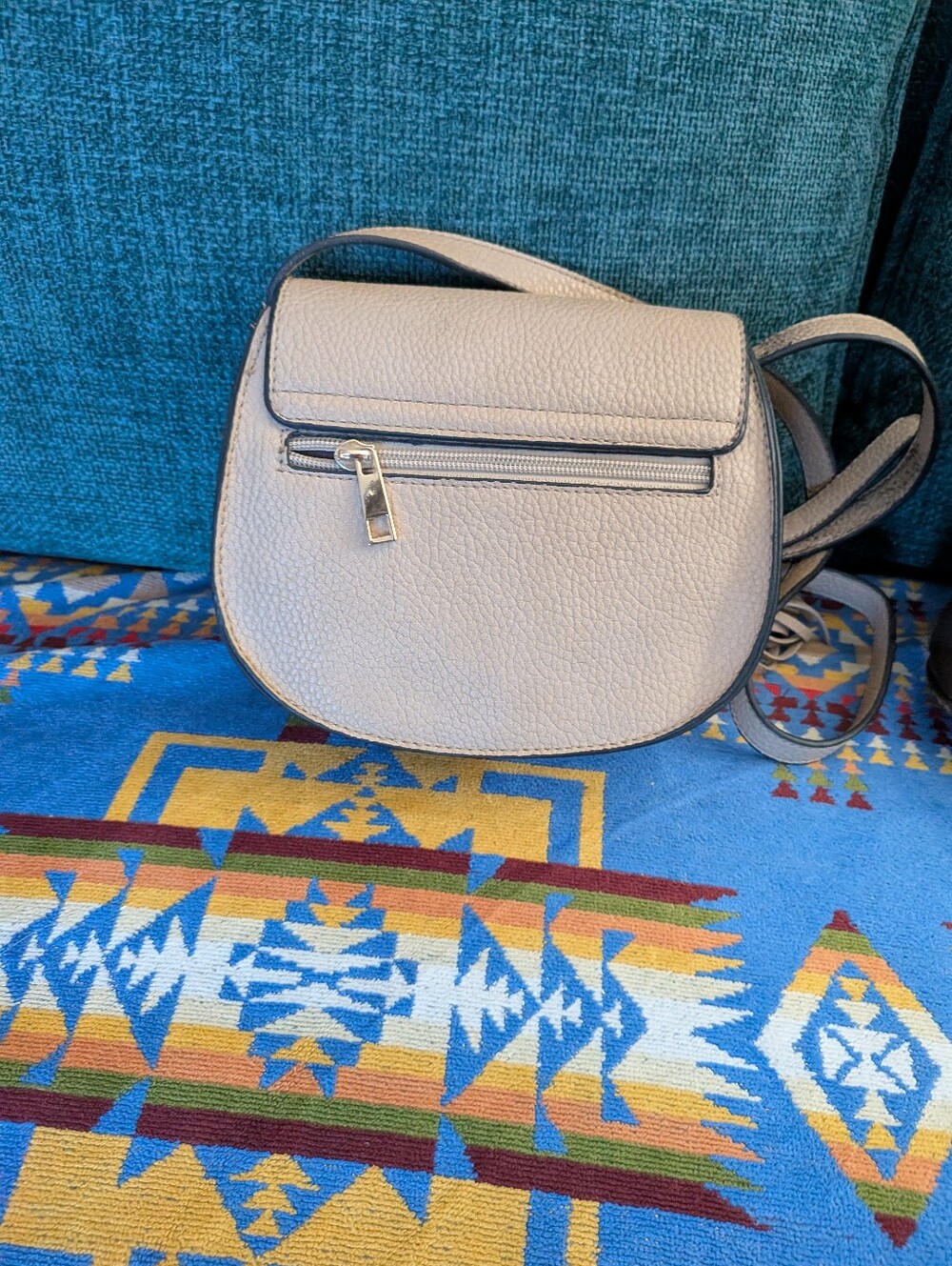 Women’s Cream Crossbody Saddle Bag